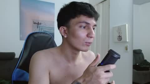 Snapshot of _blakee chatting on 02/13/26, 05:53 B L A K E online show from 02/13/26, 05:53