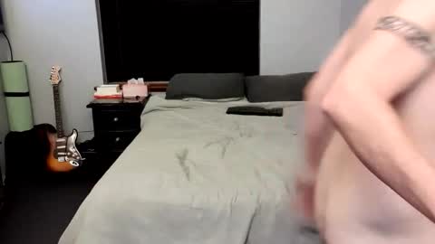  bootylover    online show from 10/06/25, 07:44