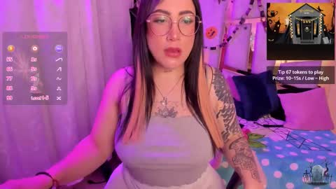 Angie  Independent model online show from 11/03/25, 10:05