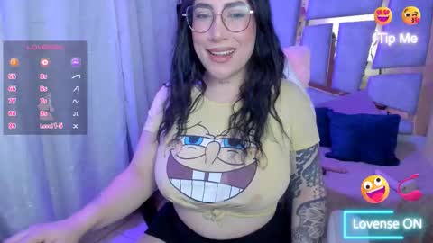 Angie  Independent model online show from 11/28/25, 11:07