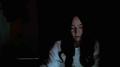 Snapshot of _brodie_x chatting on 12/04/25, 05:17 Bella online show from 12/04/25, 05:17