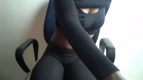 Snapshot of _bunny_b chatting on 03/07/25, 07:08 I will be back soon  online show from 03/07/25, 07:08