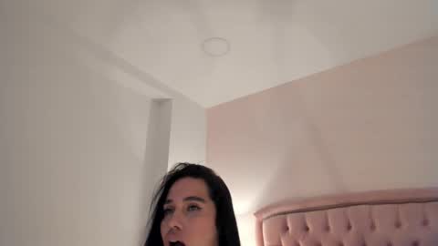 Snapshot of _cailyn chatting on 10/12/25, 09:03 cailyn  online show from 10/12/25, 09:03