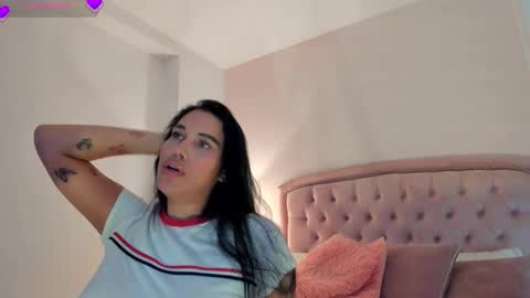 cailyn  online show from 12/20/25, 08:38