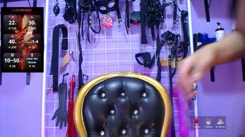 Bella online show from 10/27/25, 03:10