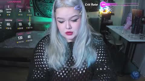 _candym1lky_ online show from 02/09/26, 06:28