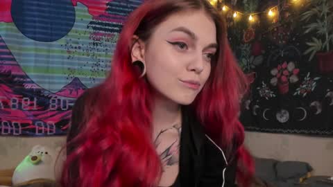 Snapshot of _caroline_coy chatting on 01/10/25, 12:26 Caroline online show from 01/10/25, 12:26