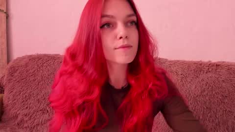 Snapshot of _caroline_coy chatting on 09/30/25, 11:37 Caroline online show from 09/30/25, 11:37