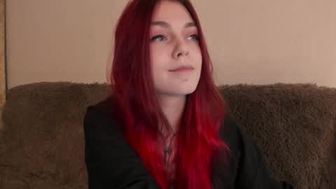 Caroline online show from 11/16/25, 01:06