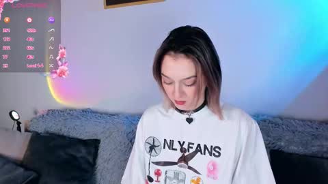 Christina Chris online show from 10/09/25, 06:55