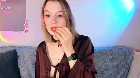 Christina Chris online show from 10/11/25, 06:45