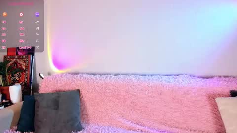 Christina Chris online show from 11/30/25, 06:50