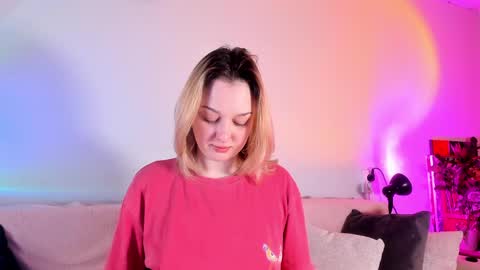 Snapshot of _ccrystaa_ chatting on 04/19/26, 07:51 Christina Chris online show from 04/19/26, 07:51