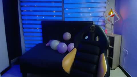 _charlotte_collins_ online show from 09/09/25, 01:32