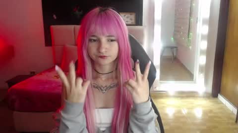 _charlotte_collins_ online show from 05/13/26, 03:31