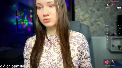 Snapshot of _chloe_miller_ chatting on 01/04/25, 02:35 _chloe_miller_ online show from 01/04/25, 02:35