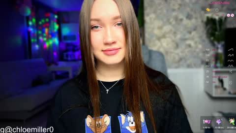 Snapshot of _chloe_miller_ chatting on 01/15/25, 05:37 _chloe_miller_ online show from 01/15/25, 05:37