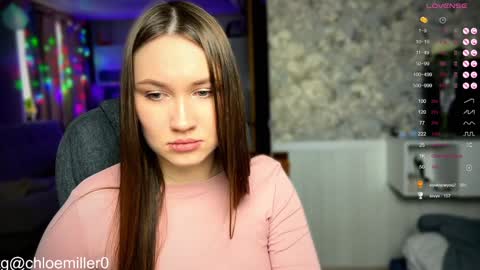 Snapshot of _chloe_miller_ chatting on 01/17/25, 07:19 _chloe_miller_ online show from 01/17/25, 07:19