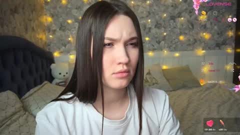 Snapshot of _chloe_miller_ chatting on 02/28/25, 08:28 _chloe_miller_ online show from 02/28/25, 08:28