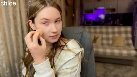 Snapshot of _chloe_miller_ chatting on 11/01/25, 08:33 _chloe_miller_ online show from 11/01/25, 08:33