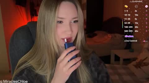 Snapshot of _chloe_miller_ chatting on 02/14/26, 03:09 _chloe_miller_ online show from 02/14/26, 03:09