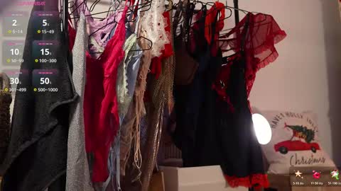 _cindy_rella_ online show from 12/17/25, 04:35