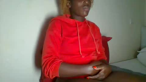 Snapshot of _clara01 chatting on 01/26/25, 06:27 clara online show from 01/26/25, 06:27