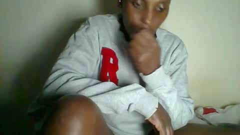 Snapshot of _clara01 chatting on 03/01/25, 07:26 clara online show from 03/01/25, 07:26