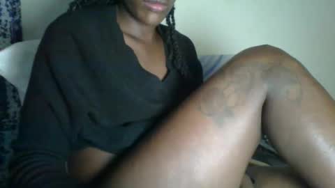 clara online show from 01/05/26, 05:27