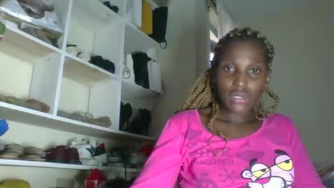 clara online show from 04/25/26, 01:52