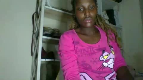 Snapshot of _clara01 chatting on 05/18/26, 05:46 clara online show from 05/18/26, 05:46