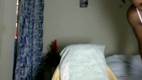 Snapshot of _clara01 chatting on 06/08/26, 04:24 clara online show from 06/08/26, 04:24