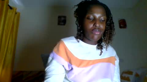 Snapshot of _clara01 chatting on 07/07/26, 07:23 clara online show from 07/07/26, 07:23