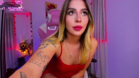 Snapshot of _cloe_1 chatting on 05/13/26, 04:54 Chloe online show from 05/13/26, 04:54