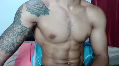 Snapshot of _crissgex_ chatting on 02/11/25, 04:44 crissgex online show from 02/11/25, 04:44