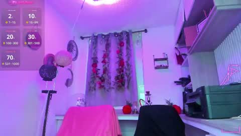 Snapshot of _cristal_ayala chatting on 06/20/26, 02:25 cristal ayala online show from 06/20/26, 02:25