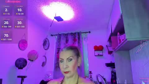 Snapshot of _cristal_ayala chatting on 07/06/26, 12:18 cristal ayala online show from 07/06/26, 12:18
