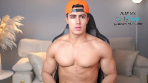 Snapshot of _cristianlopez chatting on 01/18/25, 06:21 50 OFF TODAY onlyfans cristianlopezbf online show from 01/18/25, 06:21