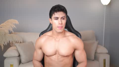 Snapshot of _cristianlopez chatting on 10/23/25, 07:01 50 OFF TODAY onlyfans cristianlopezbf online show from 10/23/25, 07:01