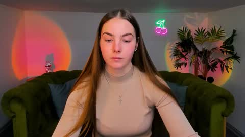 Erika online show from 10/25/25, 09:06