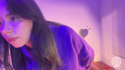 Snapshot of _cute_isabella_ chatting on 11/16/25, 01:00 _cute_isabella_ online show from 11/16/25, 01:00