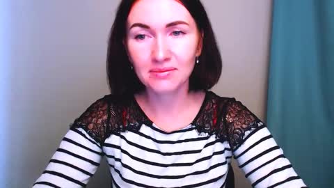 _cutie_and_shy_ online show from 11/18/25, 07:24