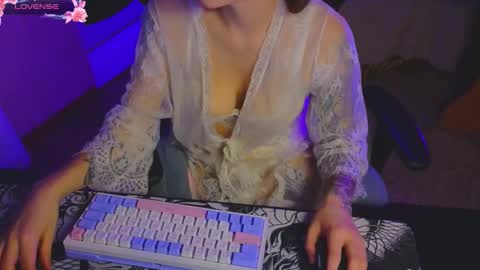 Dana online show from 11/02/25, 10:17