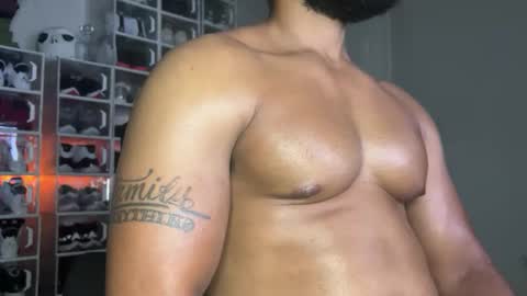 Snapshot of _da_d1ck_ chatting on 10/23/25, 04:56 Da d1ck online show from 10/23/25, 04:56