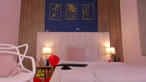 Dakota online show from 02/15/25, 04:45