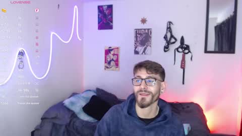 Snapshot of _delacruz911_ chatting on 12/08/24, 04:14 delacruz online show from 12/08/24, 04:14