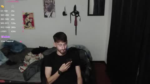 Snapshot of _delacruz911_ chatting on 12/09/24, 05:07 delacruz online show from 12/09/24, 05:07