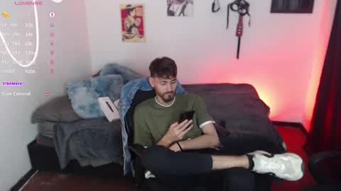 Snapshot of _delacruz911_ chatting on 12/10/24, 06:22 delacruz online show from 12/10/24, 06:22