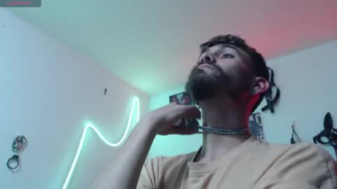 Snapshot of _delacruz911_ chatting on 12/13/24, 03:27 delacruz online show from 12/13/24, 03:27