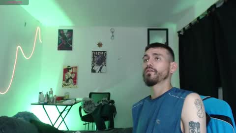 Snapshot of _delacruz911_ chatting on 01/08/25, 03:29 delacruz online show from 01/08/25, 03:29